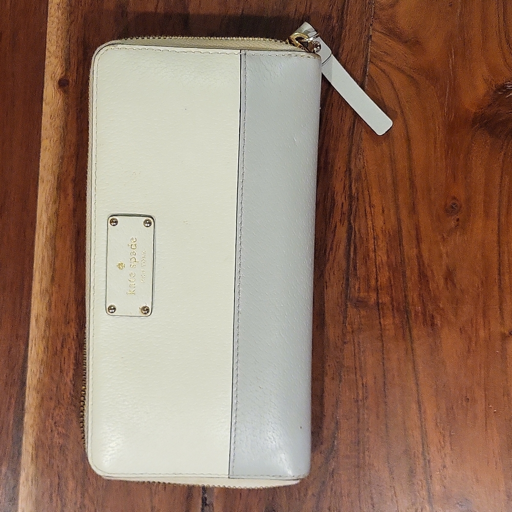 Kate spade wallet, grey and white